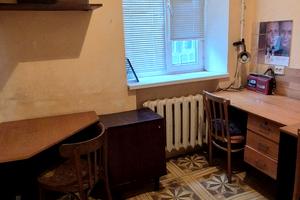 комерційна за адресою Чеська вул., 3