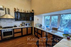 дом по адресу 2 Садова