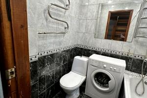 квартира за адресою Героїв Крут вул. (60 років СРСР), 9
