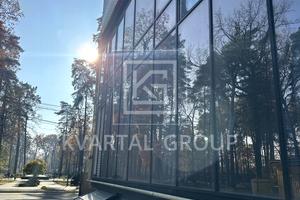 комерційна за адресою Матвія Донцова вул. (Тургенєвська), 24