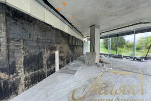 коммерческая по адресу Миколы Бажана просп., 1-и
