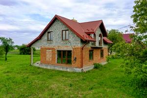 будинок за адресою с. Тернопілля, Грушевського, 9