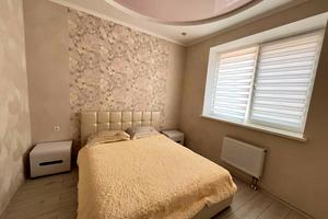 квартира за адресою Лазурна вул., 5