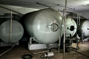 коммерческая по адресу Привокзальна, 5