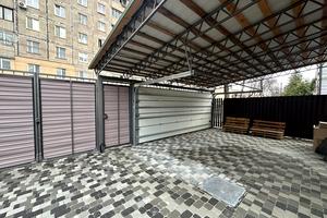 будинок за адресою Патриото