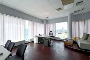 коммерческая по адресу Степана Бандеры просп. (Московський), 13