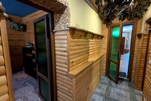 комерційна за адресою Максима Рильського вул., 19