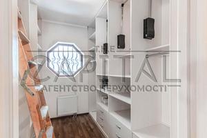 будинок за адресою Київ, Лугова вул.