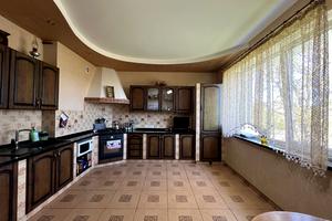 дом по адресу Вулиця Леоніда Каденюка (Комарова), 80а