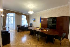 комерційна за адресою Ярославів Вал вул., 14-Г