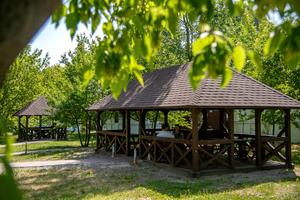 коммерческая по адресу Героїв Космосу ул., 4
