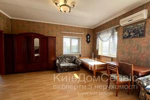 будинок за адресою с. Осещина, 2 Садова, 1