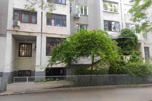 комерційна за адресою Одеса, Базарна вул., 1