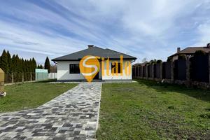 будинок за адресою с. Вишеньки, Гідності вул. (Жертв Революції)