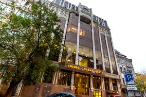 коммерческая по адресу Вице-адмирала Жукова пер., 21/23