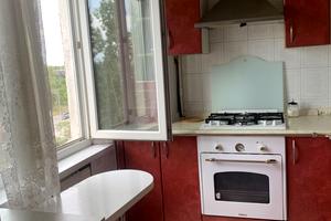 квартира за адресою Дніпровська набережна вул., 9