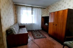 квартира за адресою Дмитра Апухтіна вул., 2