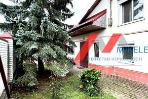 будинок за адресою Богатирська вул., 15