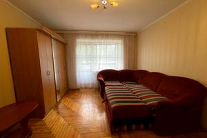 квартира за адресою Полякова, 13