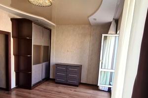 будинок за адресою Академіка Заболотного вул., 77
