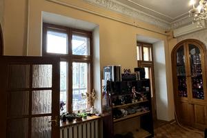 квартира за адресою Пастера вул., 10