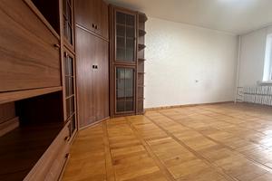 квартира по адресу Леся Курбаса ул., 2