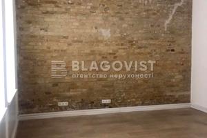 коммерческая по адресу Малая Житомирская ул., 5