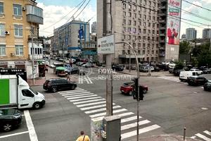 коммерческая по адресу Антоновича ул. (Горького), 103