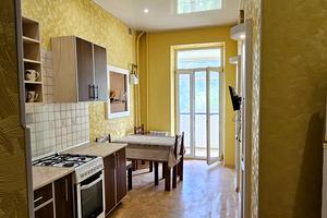 квартира за адресою Дудинської вул. (Наріманова), 10