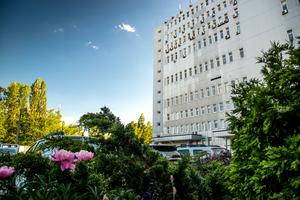 коммерческая по адресу Героїв Космосу ул., 4