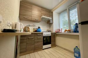 квартира за адресою Шнеєрсона вул., 4