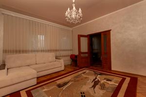 будинок за адресою Хортицька вул.