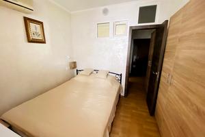 квартира за адресою Анни Ахматової вул., 16-Б