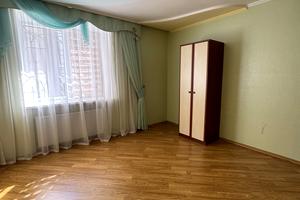 квартира за адресою Зодчих вул., 4