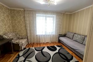 квартира за адресою Кулика і Гудачека вул. (Макарова), 56