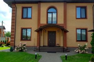 будинок за адресою с. Нові Петрівці, Свято-Покровська вул. (Леніна)