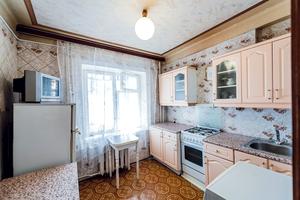 квартира за адресою Євгена Сверстюка вул. (Марини Раскової), 8-А