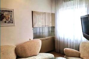 квартира по адресу Французский бульв., 9