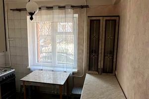 квартира по адресу Нижнеднепровская ул., 4