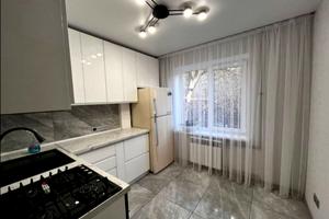 квартира за адресою Тополь 3, 21