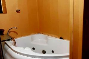квартира за адресою житловий масив Тополя-2 вул., 28