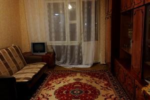квартира за адресою Симиренка вул., 7-Б