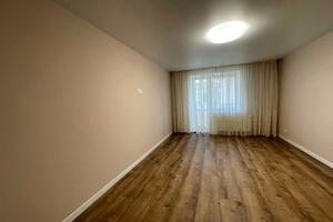 квартира за адресою Злуки просп., 47