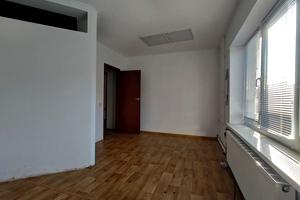 комерційна за адресою Зелена вул., 145
