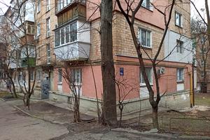 комерційна за адресою Ольжича вул., 14-А