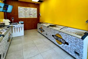 комерційна за адресою Моніторна вул., 2