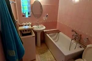 будинок за адресою 32-га Лінія вул.