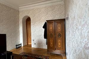 квартира за адресою Пастера вул., 10
