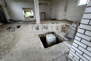 комерційна за адресою Промислова вул., 27а