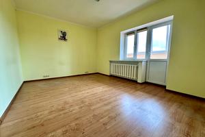 комерційна за адресою Олександра Лазаревського вул. (Мініна), 9